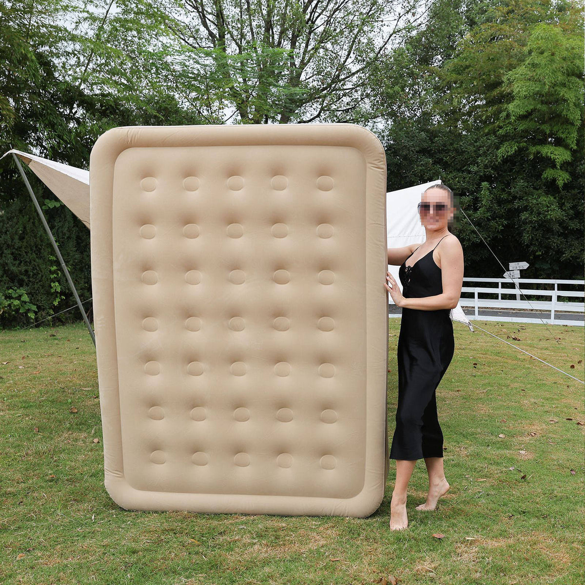 Matelas Gonflable Très Résistant 2 Places - Pompe Intégrée Automatique, Hauteur Améliorée, Camping & Maison, 25cm d'épaisseurs