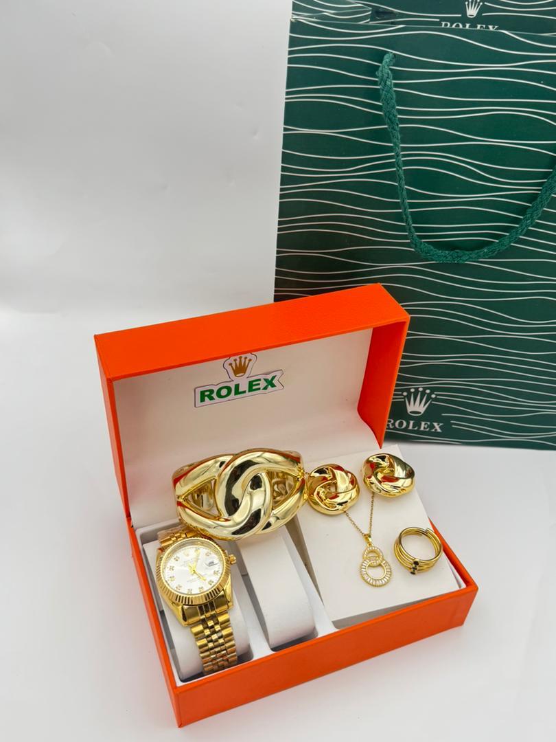 Coffret Bijoux 4 Pièces Homme & Femme - Montre + Bracelet + Collier + Bague, Cadeau Idéal